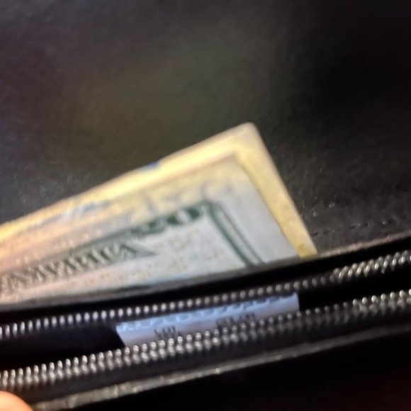 Black Leather LEVI chain wallet w/o chain - Picture 6 of 7